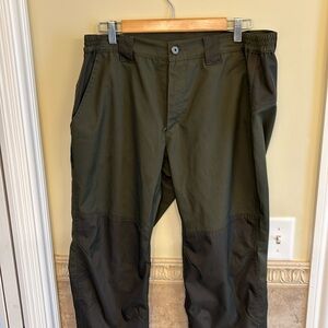 Boy Scouts men’s 2 tone black and olive hiking pants